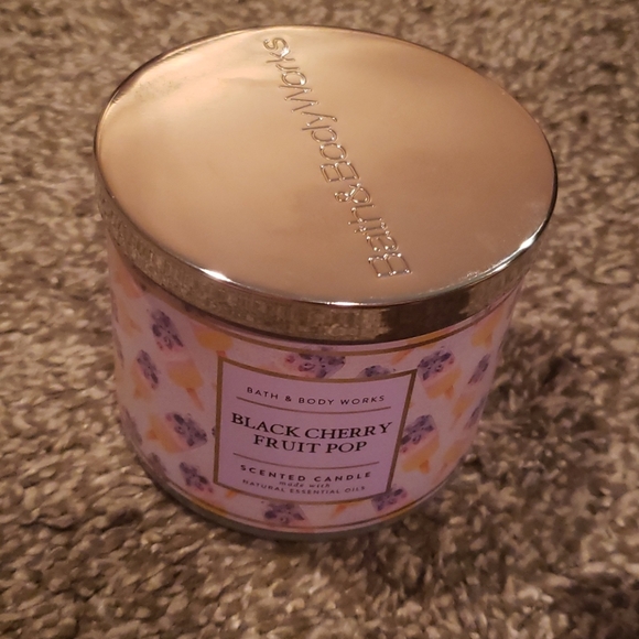 NWT Bath and Body works 3 wick candle
